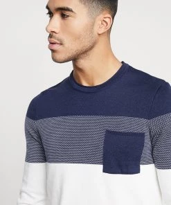 Pier One Pullover Vendre-Réclame pulls et gilets col rond homme -magasin Pier One 5030723c2a4946aa8c3cf038d323d31c