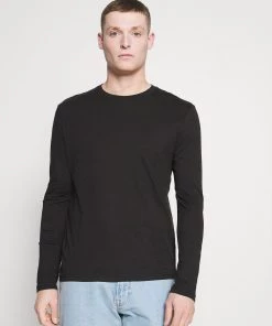 Pier One 5 PACK - T-shirt à manches longues Prix Exclusifs t-shirts col rond homme -magasin Pier One 504fb867bed4445ca997ccec5c3b3174