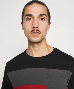 Pier One T-shirt basique Prix Bradés t-shirts col rond homme 14 Pier One T-shirt basique Prix Bradés t-shirts col rond homme -magasin Pier One 50846db8a23b4c719481f446a2c7f1f3