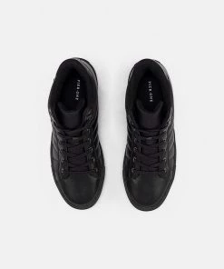 Pier One Baskets montantes Prix Sacrifiés baskets & sneakers rond unisex -magasin Pier One 50dfe8febc8041feb444e8fc665f3f21