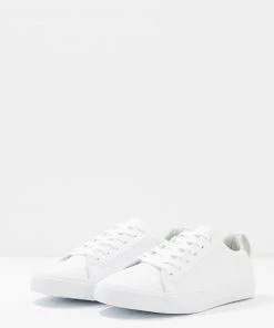 Pier One Prix Ourlé UNISEX - Baskets basses baskets & sneakers rond 10 Pier One Prix Ourlé UNISEX - Baskets basses baskets & sneakers rond -magasin Pier One 52fa9d5849514d6ebd424ca53ee5e018
