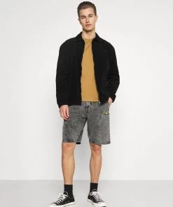 Pier One 5 PACK - T-shirt basique Prix Sacrifiés t-shirts col rond homme