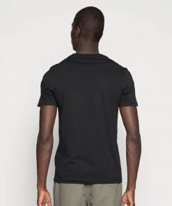 Pier One 5 PACK - T-shirt basique Bas Prix t-shirts col rond homme 20 Pier One 5 PACK - T-shirt basique Bas Prix t-shirts col rond homme -magasin Pier One 53751f6bf48e4e68bf05214c1d38f7d1