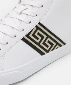 Pier One Prix Raisonnable Baskets montantes sneakers rond homme -magasin Pier One 53e4b8cfb95941cf805ce22b4826d804