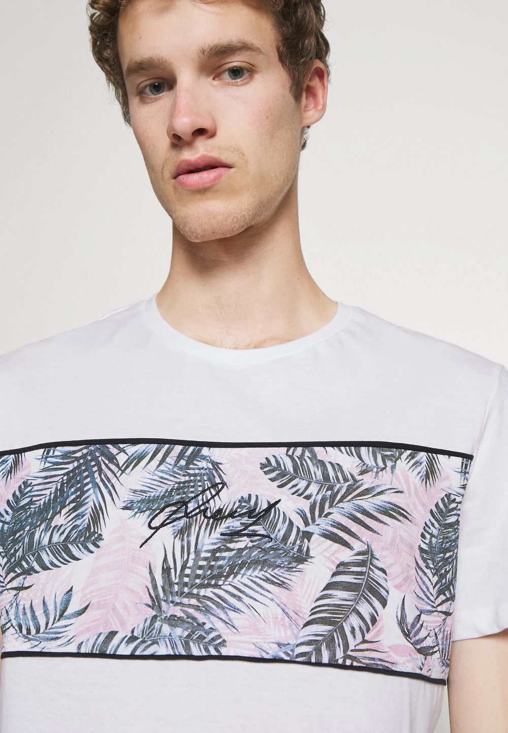 Prix Bradés Pier One T-shirt imprimé t-shirts col rond homme 7 Prix Bradés Pier One T-shirt imprimé t-shirts col rond homme – Image 5