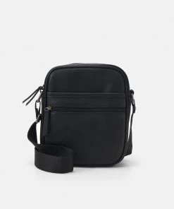 Pier One Prix dâAmis Sac bandouliĂšre sacs compartiment pour téléphone portable homme
