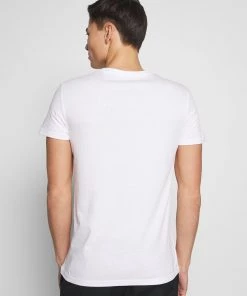 Pier One Qualité garantie 100% 5 PACK - T-shirt basique t-shirts col rond homme 14 Pier One Qualité garantie 100% 5 PACK - T-shirt basique t-shirts col rond homme -magasin Pier One 560f1638d1d540d292f22e00c5c63c6b