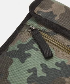 En Remise Pier One UNISEX - Sac bandoulière sacs et bagages à scratch -magasin Pier One 56941577cb3a4edeade65fb5a77918e2