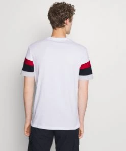 Pier One Meilleure qualité T-shirt imprimé t-shirts col rond homme 12 Pier One Meilleure qualité T-shirt imprimé t-shirts col rond homme -magasin Pier One 571b00dd8bbf4103a3a89312c0458d91