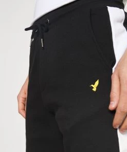 Pier One Short Réduction shorts normale homme -magasin Pier One 5768b85688ab4611909d55c3c0a060e6