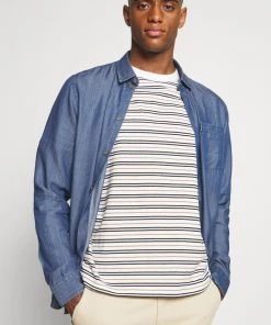 Pier One Réduction Chemise chemises col kent homme 11 Pier One Réduction Chemise chemises col kent homme -magasin Pier One 5b4ba024bf2a48289c880cbd0cee1adc