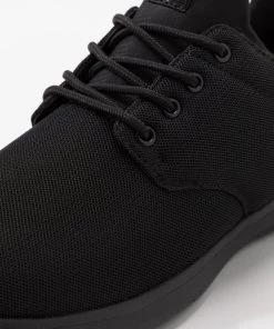 Vendre Pier One Baskets basses baskets & sneakers rond unisex 14 Vendre Pier One Baskets basses baskets & sneakers rond unisex -magasin Pier One 5b977568cb4345f1b339fc67e49ce87b