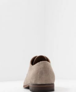 Pier One Prix Préférentiel Derbies & Richelieus derbies et richelieus rond homme -magasin Pier One 5dd281c82da841ac88071fab11190641