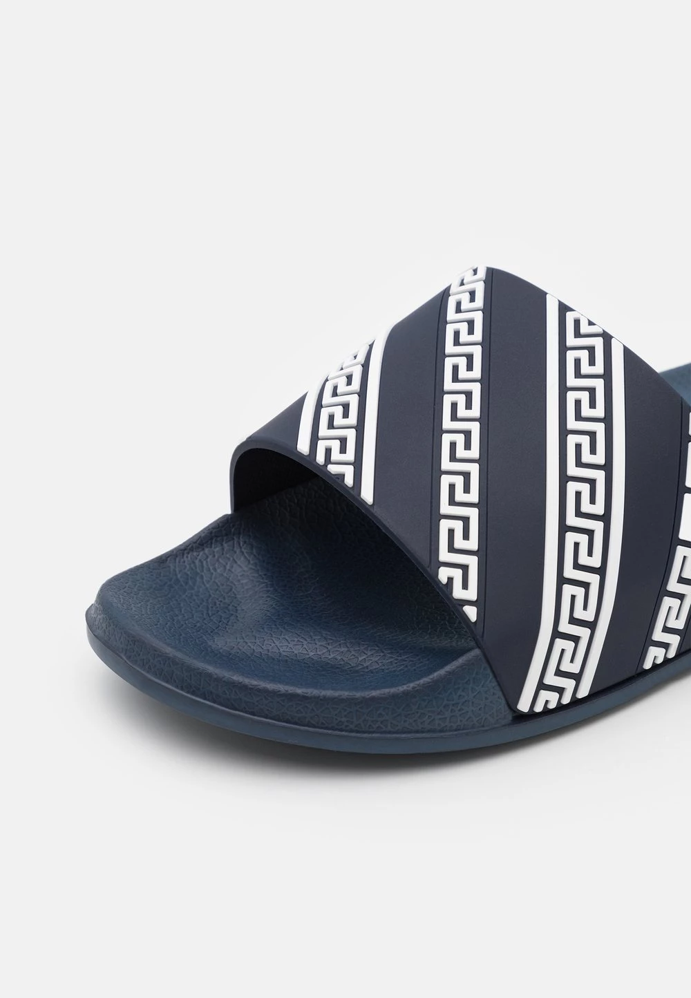 Assurance De l’Authenticité Pier One Mules sandales et tongs ouvert homme 8 Assurance De l’Authenticité Pier One Mules sandales et tongs ouvert homme – Image 6