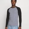 Pier One Prix Gelé T-shirt à manches longues t-shirts & polos col rond homme -magasin Pier One 5f1425c535824732bc8ac56d0c3ec9e2