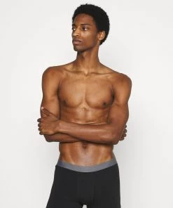 Assurance De l’Authenticité Pier One 5 PACK - Shorty sous-vêtements normale homme -magasin Pier One 5fc9fbb35bc44b28bfbc7d83927fe513