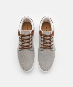 Pier One UNISEX - Baskets basses Prix Malin baskets & sneakers rond -magasin Pier One 60fe947ef8cf4df19401d326e0123b74