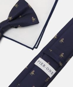 Pier One CHRISTMAS GIFT SET - Cravate Qualité Garantie cravates et nœuds papillon homme homme -magasin Pier One 6138d6a16d90419d8d82e40170bbc7bc