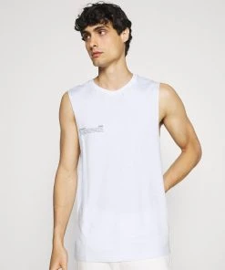 Pier One 3 PACK - Débardeur Prix De Lancement t-shirts col rond homme 14 Pier One 3 PACK - Débardeur Prix De Lancement t-shirts col rond homme -magasin Pier One 61a05cf4425d4bf2bdd131c59455be16