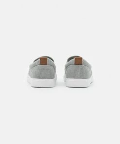 Pier One Prix Équitable UNISEX - Baskets basses mocassins et loafers rond 12 Pier One Prix Équitable UNISEX - Baskets basses mocassins et loafers rond -magasin Pier One 61ed4a6774a44fbabf413987bd439ccd