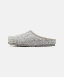 Pier One UNISEX - Chaussons Soldes rond homme 17 Pier One UNISEX - Chaussons Soldes rond homme -magasin Pier One 66254cbb3150411a87bd7e702cccdd1b 1