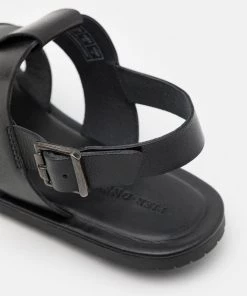 Haute Qualité Pier One Sandales sandales et tongs ouvert homme -magasin Pier One 6b502882c76a48c7a247486891b8591c