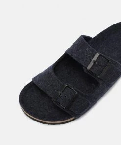 Pier One En Remise UNISEX - Mules sandales et tongs ouvert -magasin Pier One 6db3d7059e5b43c7ac98150f077a09c8