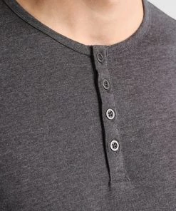 Pier One Prix Jamais Vus T-shirt à manches longues t-shirts & polos col tunisien homme -magasin Pier One 6dce6f2b077c427b9d90f6fcae7eadd9