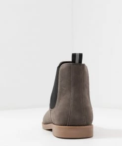 Prix Refroidis Pier One Bottines bottes rond homme -magasin Pier One 6de421c8477f46dbbacce2e16cc7c73b