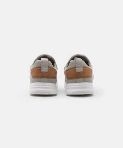 Marchandise de première qualité Pier One Baskets basses sneakers rond homme -magasin Pier One 70ca918c90ca43eca0c29a4b01e908ce