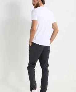 Pier One 2 PACK - T-shirt basique Prix Bradés t-shirts col rond homme 19 Pier One 2 PACK - T-shirt basique Prix Bradés t-shirts col rond homme -magasin Pier One 713a3334180c436b91794219a10b6498