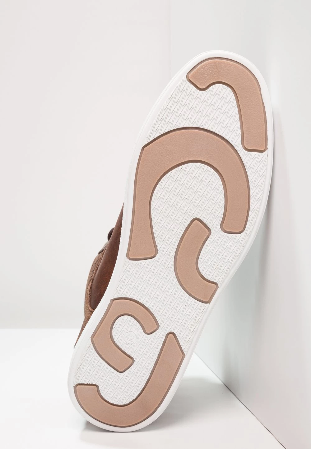 Pier One Baskets montantes Réduction baskets & sneakers rond homme 7 Pier One Baskets montantes Réduction baskets & sneakers rond homme – Image 5