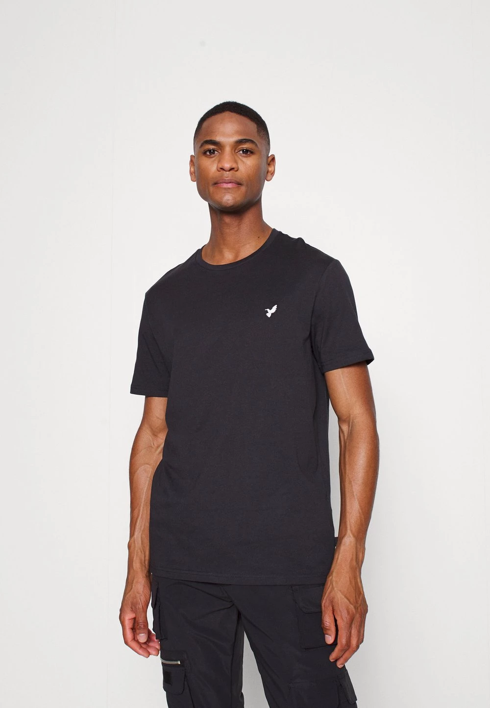 Pier One En Remise 2 PACK - T-shirt basique t-shirts col rond homme 3 Pier One En Remise 2 PACK - T-shirt basique t-shirts col rond homme