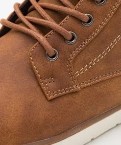 Pier One Baskets montantes Prix Malin baskets & sneakers rond homme -magasin Pier One 74e5f1c45af346dea118b694421b38ab