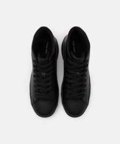 Pier One Baskets montantes Prix Préférentiel baskets & sneakers rond homme -magasin Pier One 7648533bde1a4a44899701c061b06704