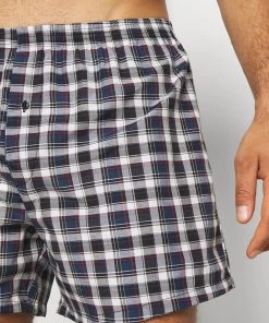 Pier One 5 PACK - Caleçon Pas Cher sous-vêtements & chaussettes normale homme 19 Pier One 5 PACK - Caleçon Pas Cher sous-vêtements & chaussettes normale homme -magasin Pier One 76ef02faa69e4534a8ba13470b07a39a