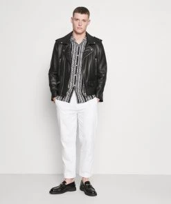 Pier One Chemise 50% Off De Vente chemises col revers homme -magasin Pier One 77f89afe797b423aa845bb84c2d232ac