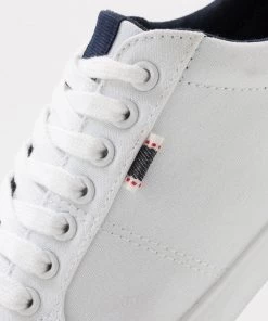 Pier One UNISEX - Baskets basses Prix Dégriffé baskets & sneakers rond -magasin Pier One 7856d594705f437ba625082461abfdc5