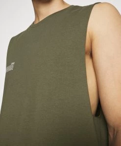 Pier One 3 PACK - Débardeur Prix De Lancement t-shirts col rond homme 19 Pier One 3 PACK - Débardeur Prix De Lancement t-shirts col rond homme -magasin Pier One 79079f5f024a4ae3b51e1aaa3c49f845