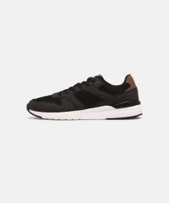 Pier One 50% Off De Vente Baskets basses baskets & sneakers rond homme