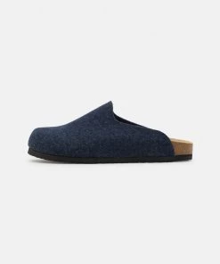 Prix Dynamité Pier One UNISEX - Chaussons sandales et tongs rond 16 Prix Dynamité Pier One UNISEX - Chaussons sandales et tongs rond -magasin Pier One 7a9273f1289a4d9d80dd61eb26a5ca07