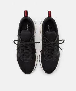 Prix Favorable Pier One UNISEX - Baskets basses baskets & sneakers rond -magasin Pier One 7b4e6701f8fa4f62b8488bcda8bd464b