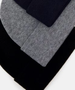 Pier One 3 PACK UNISEX - Bonnet Prix Malin casquettes, chapeaux et bonnets couleur unie 9 Pier One 3 PACK UNISEX - Bonnet Prix Malin casquettes, chapeaux et bonnets couleur unie -magasin Pier One 7bbcfcaa31bf4a148d992ad9095671c1