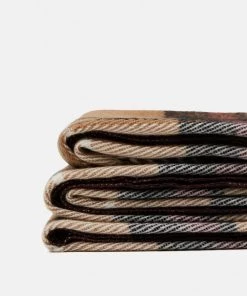 Pier One UNISEX - Écharpe Prix Équitable foulards et écharpes carreaux -magasin Pier One 7bd7bb8a7cf34fd9b39e0d1180642024