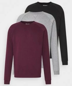 Pier One Prix Aimable 3 PACK - Sweatshirt pulls et gilets col rond homme -magasin Pier One 821baf19d3fa4e8d90ae47bb097c8d40 1
