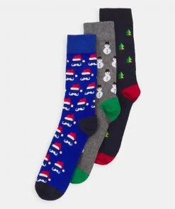 Pier One Meilleure qualité XMAS GIFT BOX 3 PACK - Chaussettes sous-vêtements & chaussettes multicolore homme 15 Pier One Meilleure qualité XMAS GIFT BOX 3 PACK - Chaussettes sous-vêtements & chaussettes multicolore homme -magasin Pier One 827c827df1f24ebbb8b753a133b1455f 4