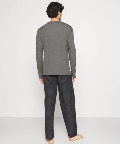 Pier One Pyjama Prix Affortable pyjamas normale homme -magasin Pier One 841b08da6e09414dbed3d4b7034bd2d9