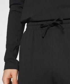 Haute Qualité Pier One Pyjama pyjamas haute homme -magasin Pier One 842cc55e81224f6ca06ad94aae25d25c