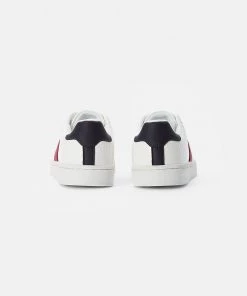 Pier One Baskets basses Prix Malin baskets & sneakers rond unisex -magasin Pier One 85f3d260dbe14d1f8435366b29897c39