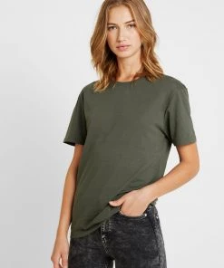 Pier One Rabais T-shirt basique t-shirts col rond homme -magasin Pier One 876a1ba468ec4782aa4d3077b2037828